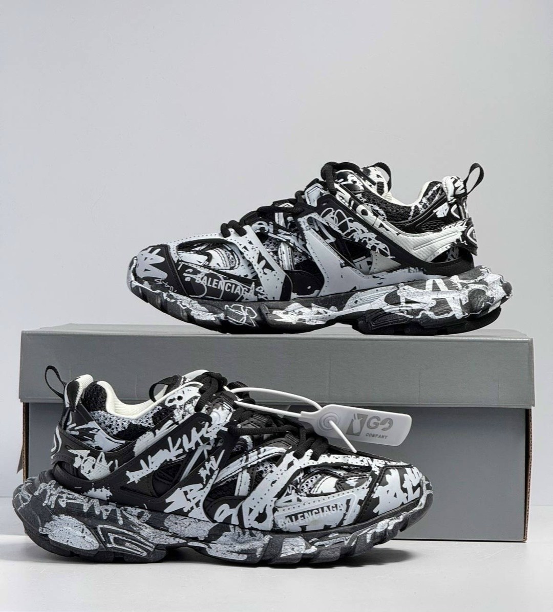 кроссовки женские balenciaga,кроссовки balenciaga,кроссовки balenciaga track,кроссовки balenciaga track sneaker graffiti black white,кроссовки track graffiti balenciaga черный