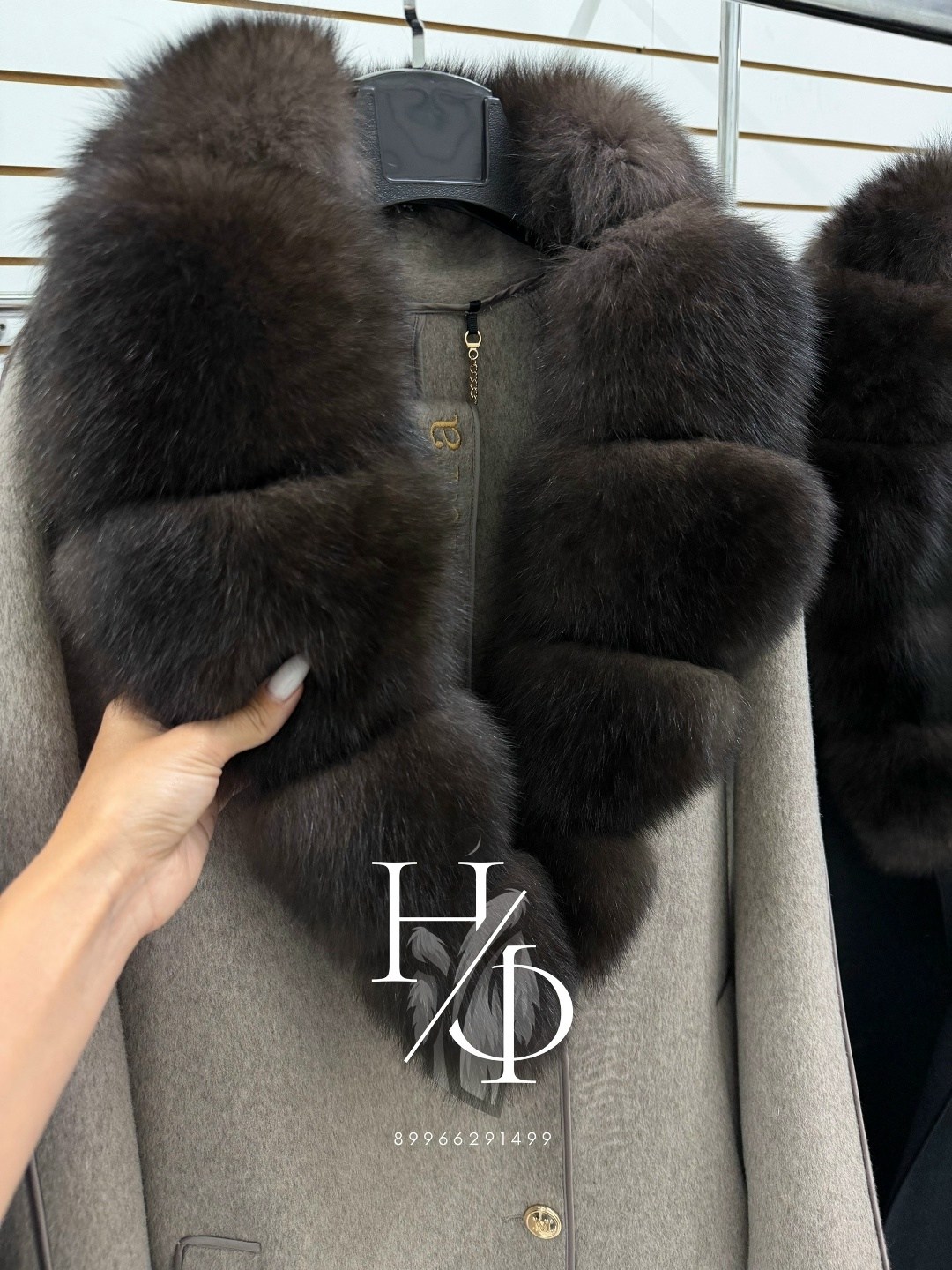 пальто из итальянского кашемира с мехом соболя yana kraft brand,пальто из итальянского кашемира с мехом соболя,пальто с мехом,кашемировое пальто с мехом соболя,пальто из натурального кашемира с мехом