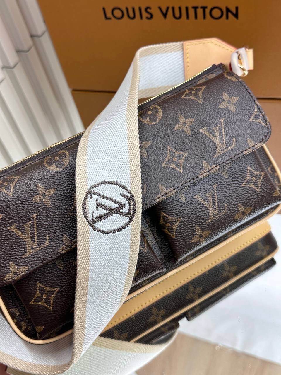louis vuitton сумка на плечо,сумка louis vuitton,сумка женская louis vuitton,сумка луи витон мульти почете оригинал,сумка луи виттон