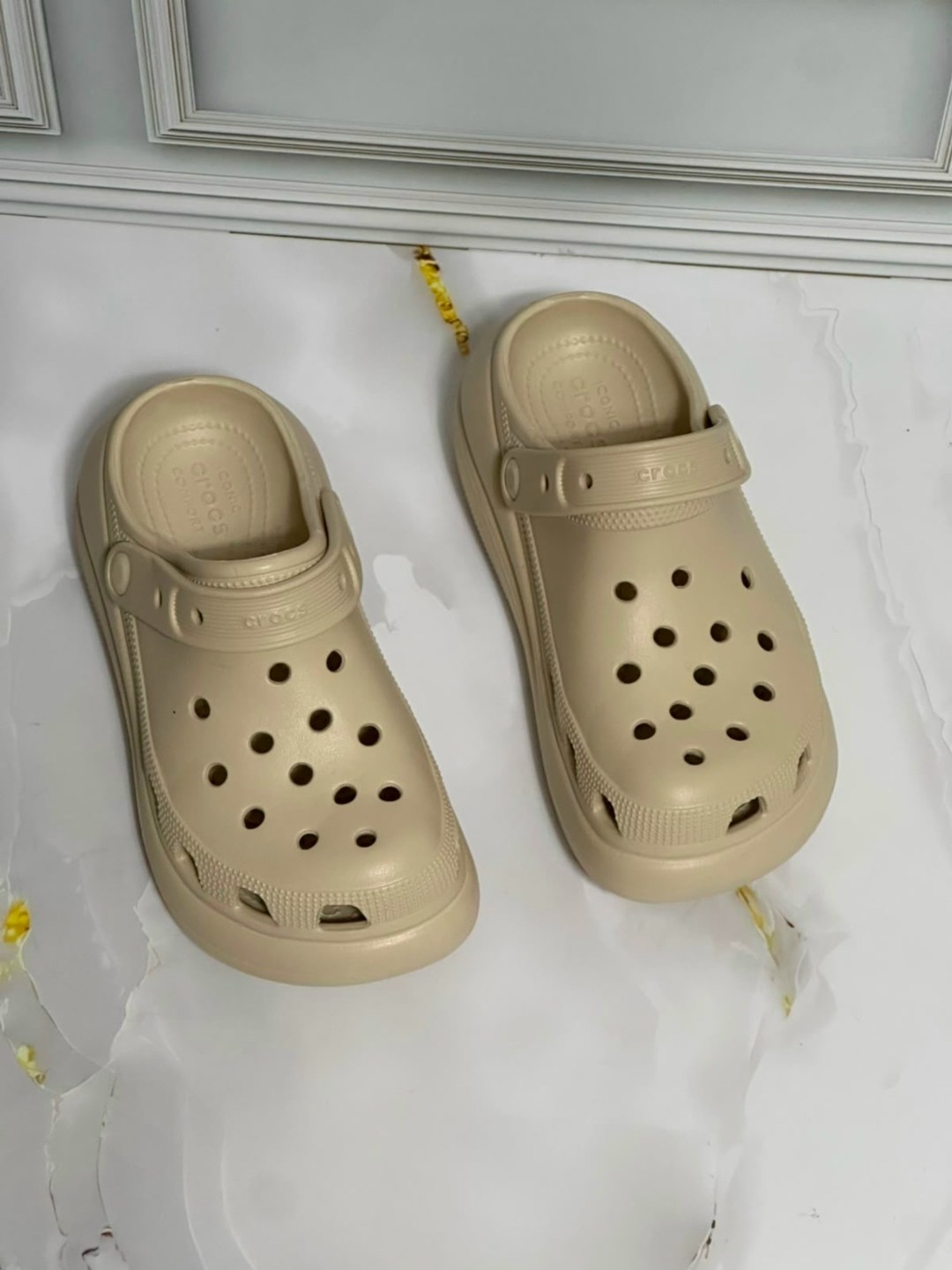 crocs classic clog,crocs classic crush,crocs classic,сабо classic crush clog,crocs classic crush clog bone