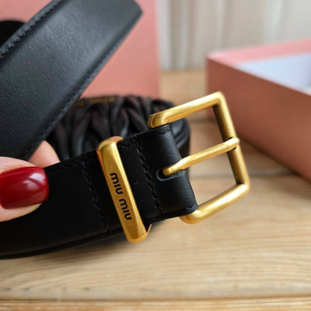 сумка miu miu,сумка женская miu miu,miu miu miu miu,ремень miu miu,пояс miu miu