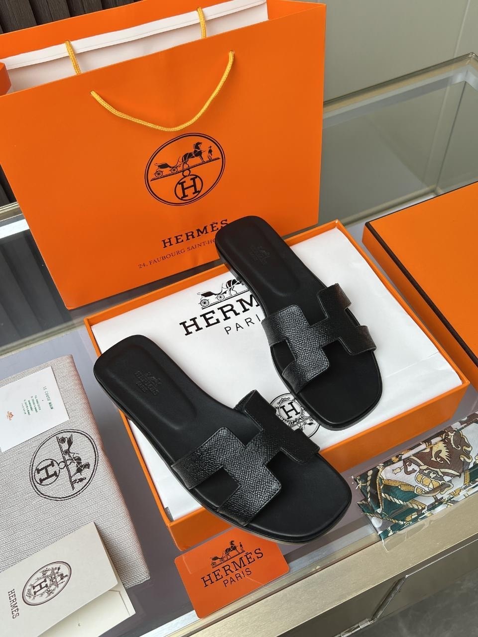 шлепанцы hermes,шлепки hermes,шлепки эрмес оран,женские шлепанцы,кожаные шлепанцы