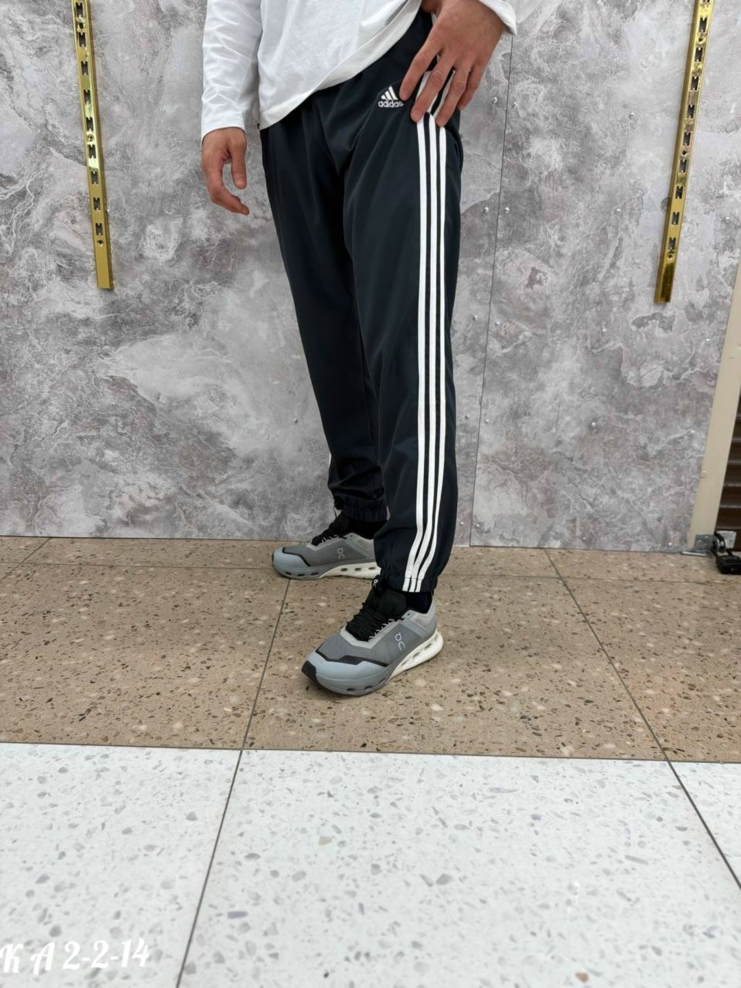 брюки спортивные,мужские спортивные штаны adidas,спортивные штаны adidas,мужские спортивные брюки adidas,адидас штаны