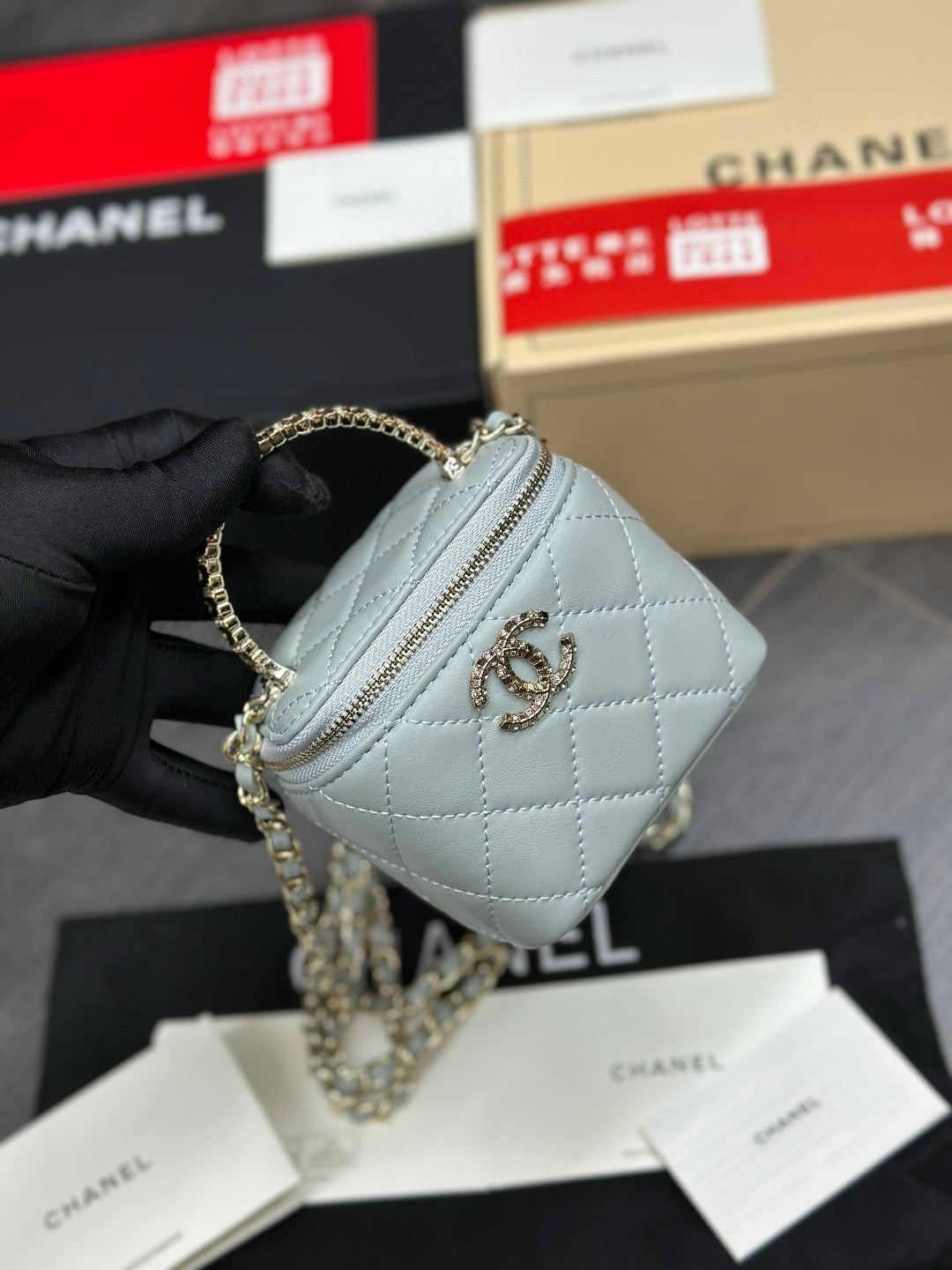 сумка chanel,женская сумка на chanel,chanel сумка на плечо,косметичка сумочка в стиле chanel,chanel сумка для разных образов