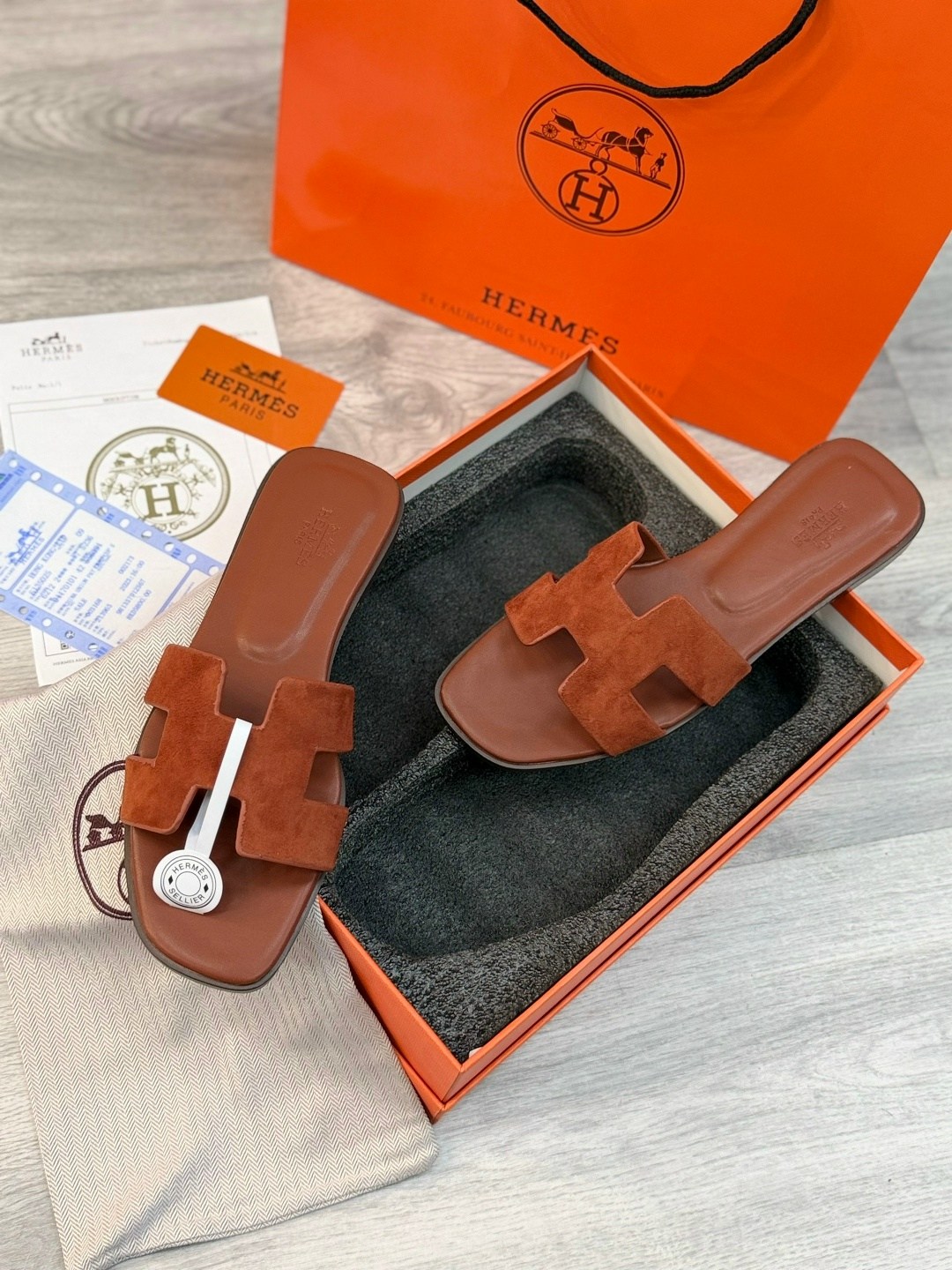 шлепанцы hermes,шлепки hermes женские,шлепки эрмес оран,шлепки эрмес,шлепки hermes
