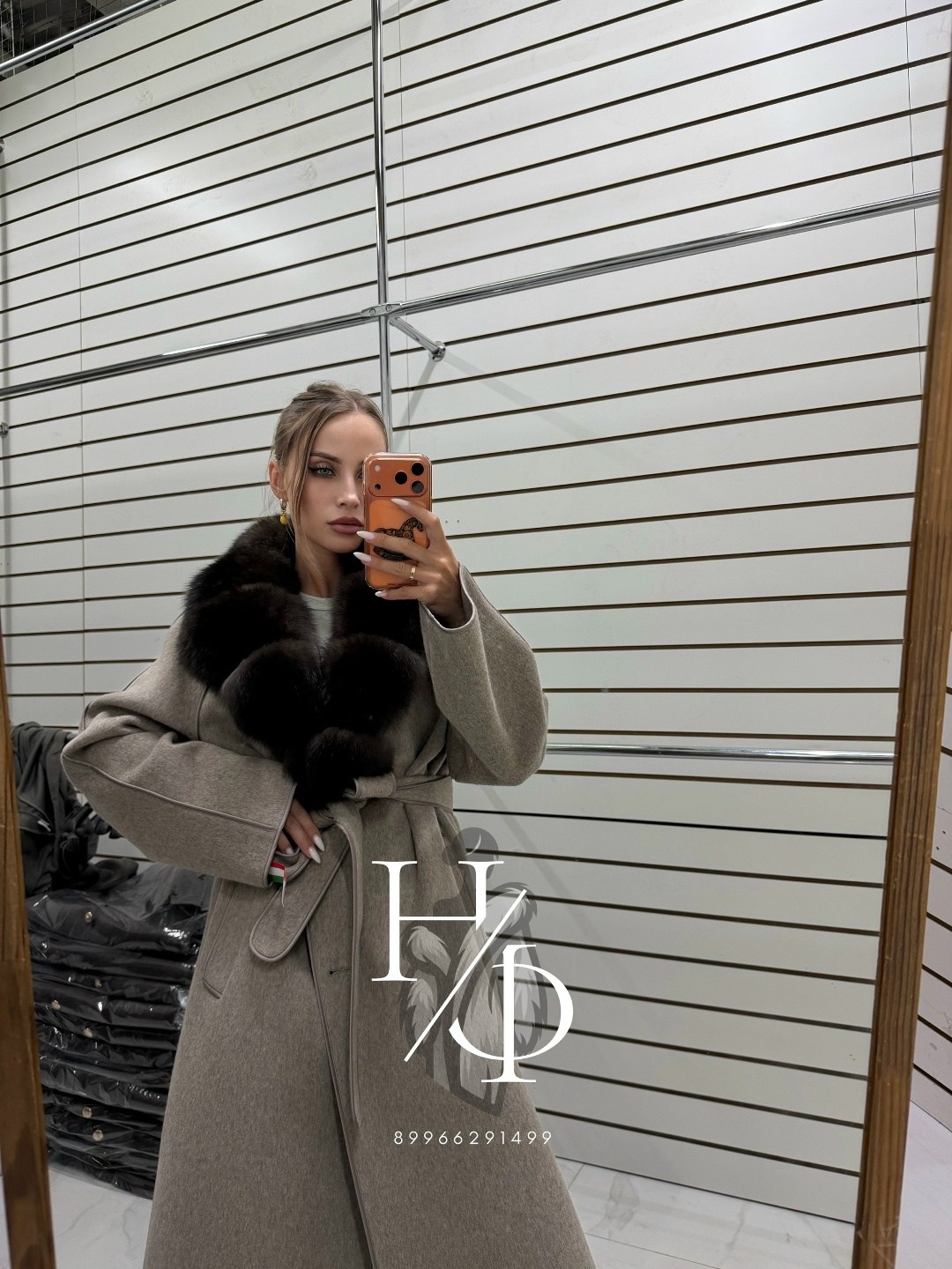 пальто из итальянского кашемира с мехом соболя yana kraft brand,пальто из итальянского кашемира с мехом соболя,пальто с мехом,кашемировое пальто с мехом соболя,пальто из натурального кашемира с мехом