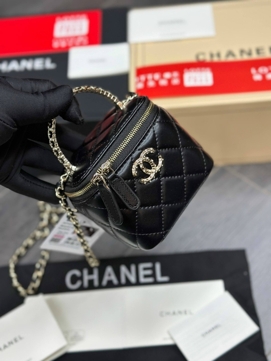 сумка chanel,женская сумка на chanel,chanel сумка на плечо,косметичка сумочка в стиле chanel,chanel сумка для разных образов