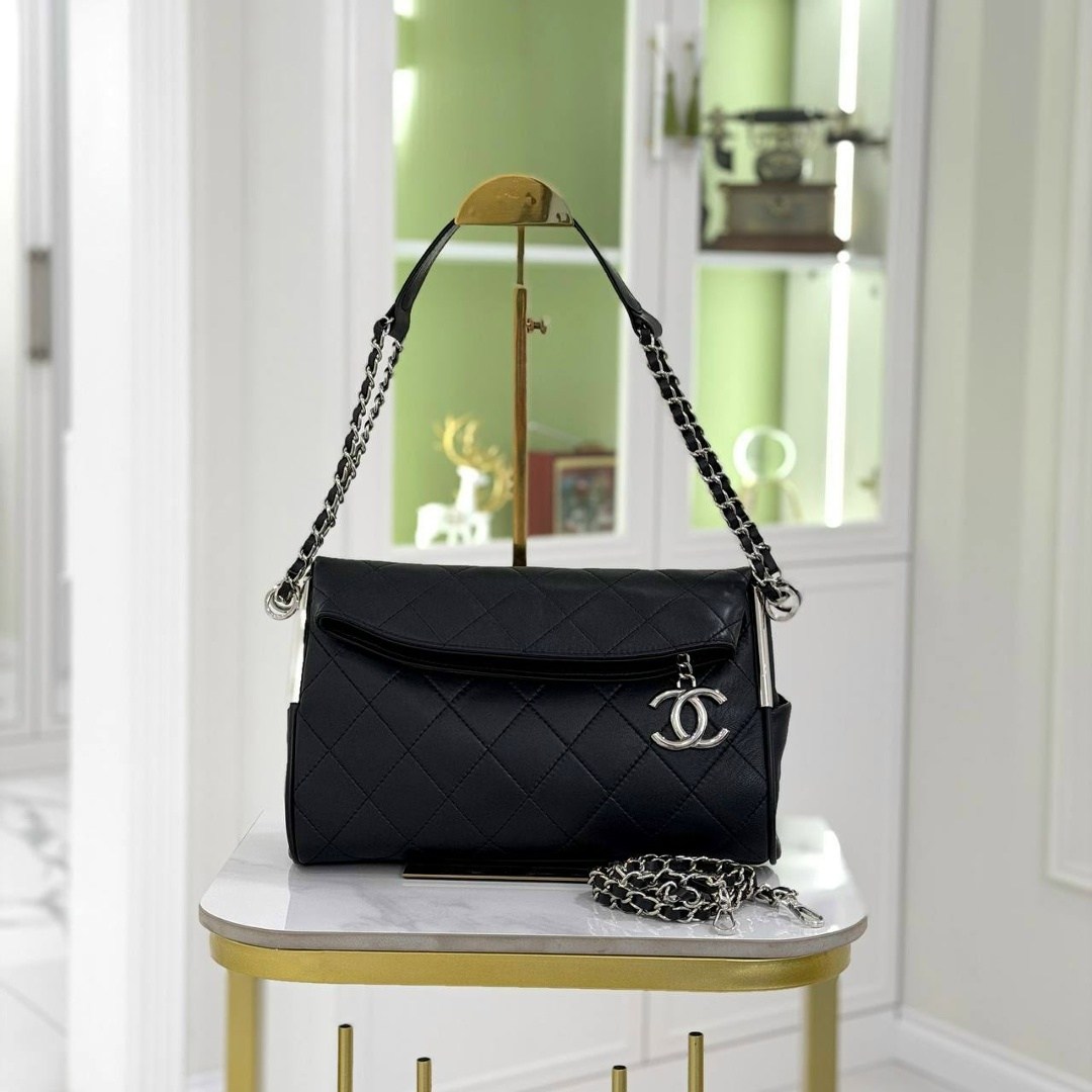 сумка шанель,сумка chanel,синяя сумка chanel 2.55 шанель клатч на ремне кожа,женская сумка chanel,сумка коко шанель