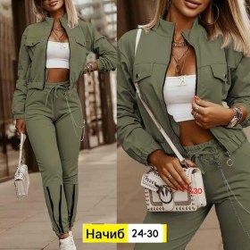 Костюм