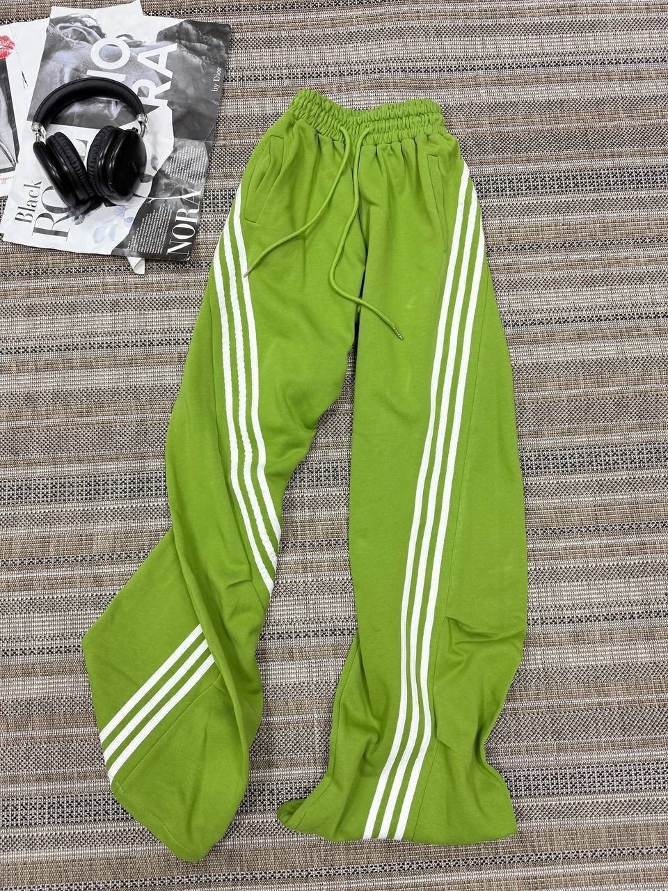 брюки карго с лампасами широкие y2k styfash,спортивные брюки,спортивные штаны широкие,штаны оверсайз,брюки спортивные женские