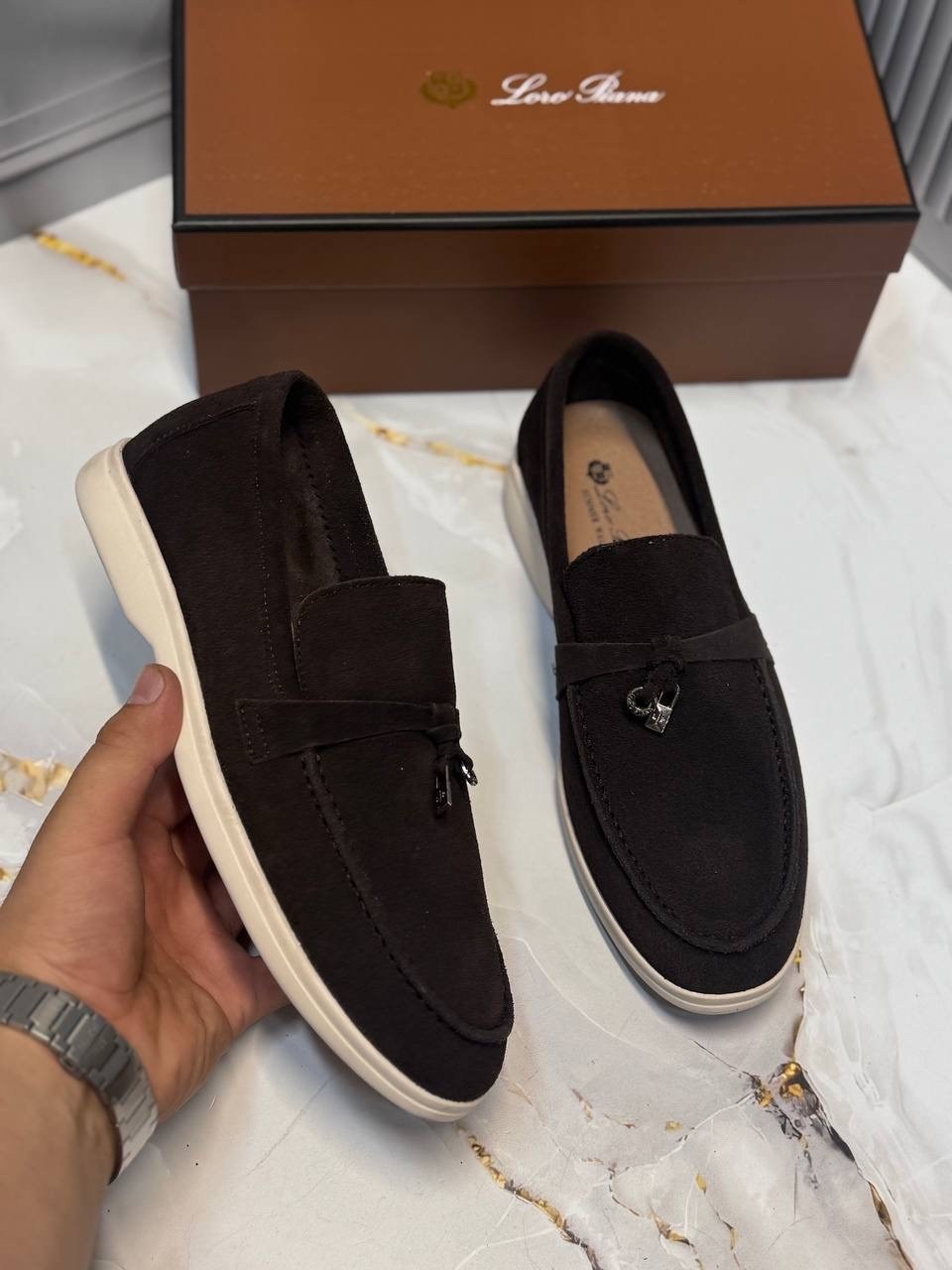 loro piana коричневые замшевые лоферы,замшевые лоферы,,лоферы loro piana,мокасины замшевые