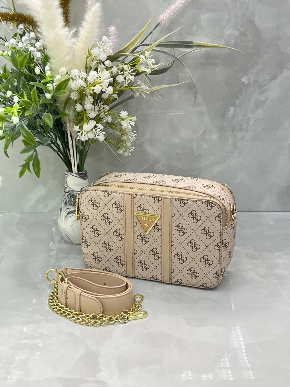 женская сумка guess,сумка guess,guess сумка кросс-боди,женская сумка через плечо guess,сумка на плечо кросс-боди guess