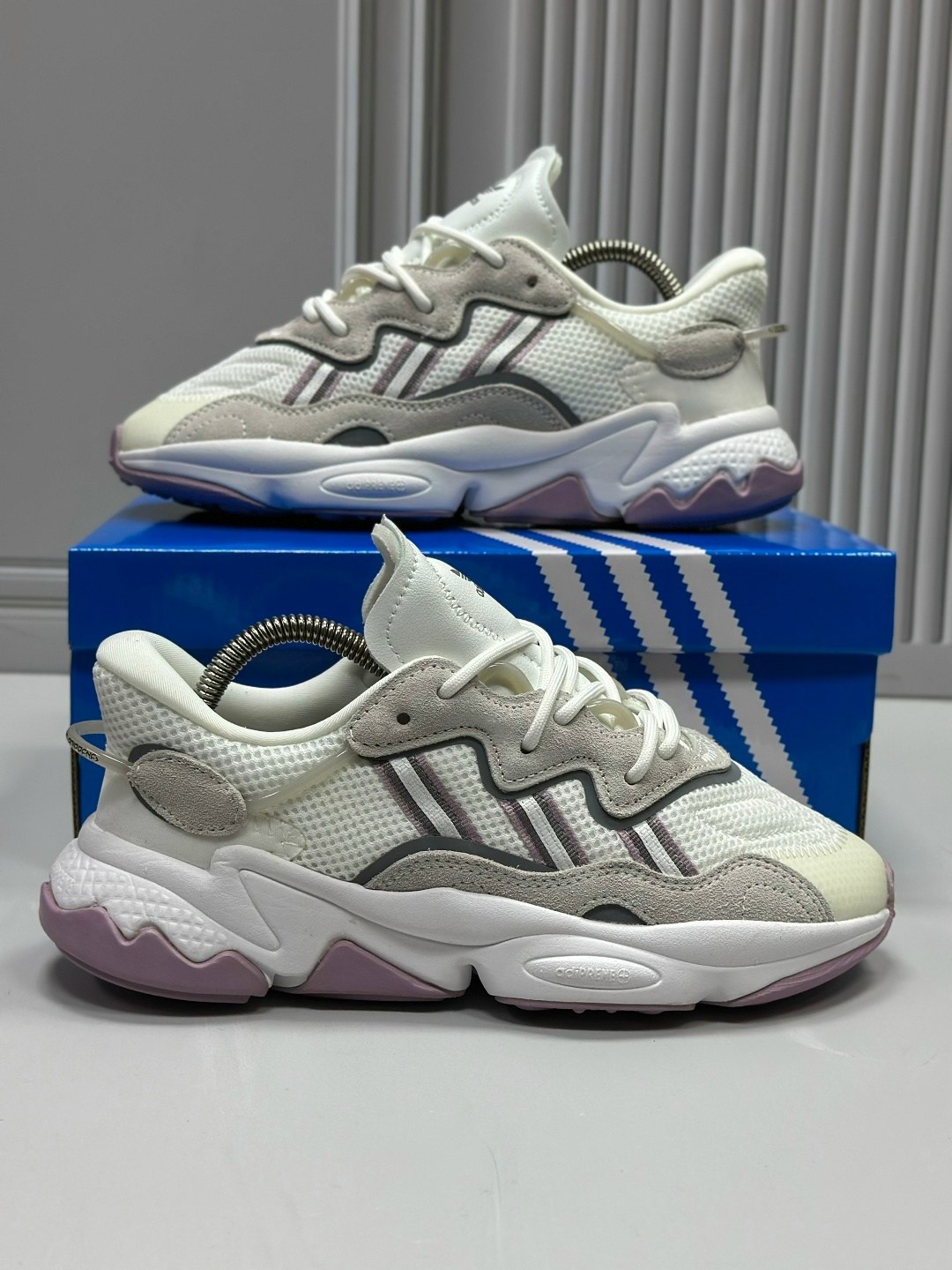 женские кроссовки adidas ozweego,освиго адидас кроссовки женские,кроссовки adidas ozweego,кроссовки adidas,adidas originals ozweego