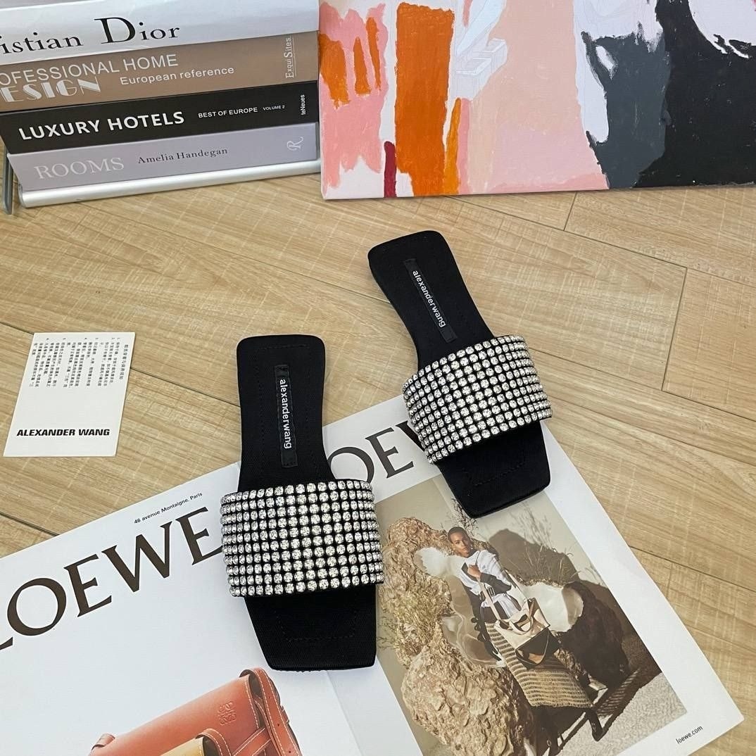 ,тапочки alexander wang,женские шлепанцы,тапки кристиан диор,тапки диор