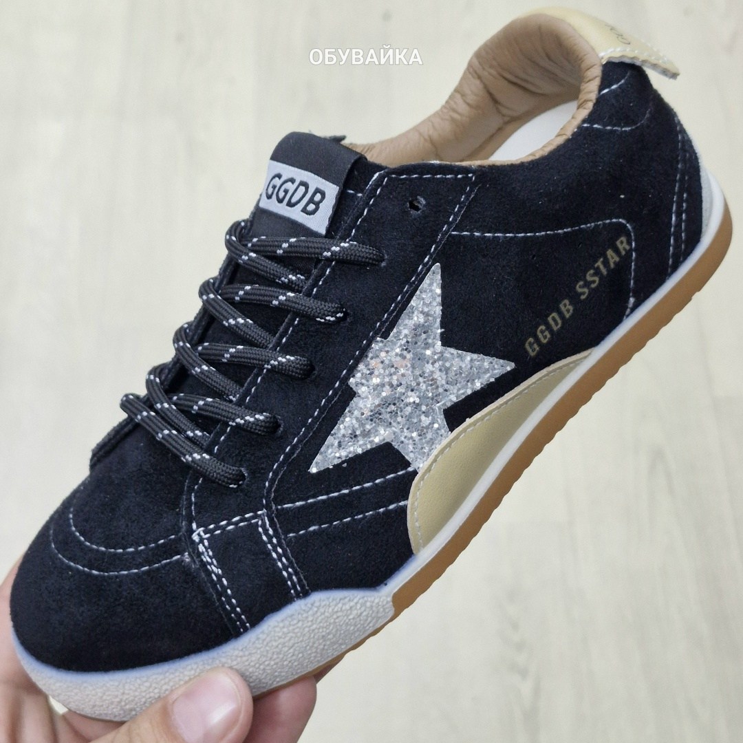 ,замшевые кроссовки,кроссовки golden goose,стильные кроссовки,кроссовки женскиe