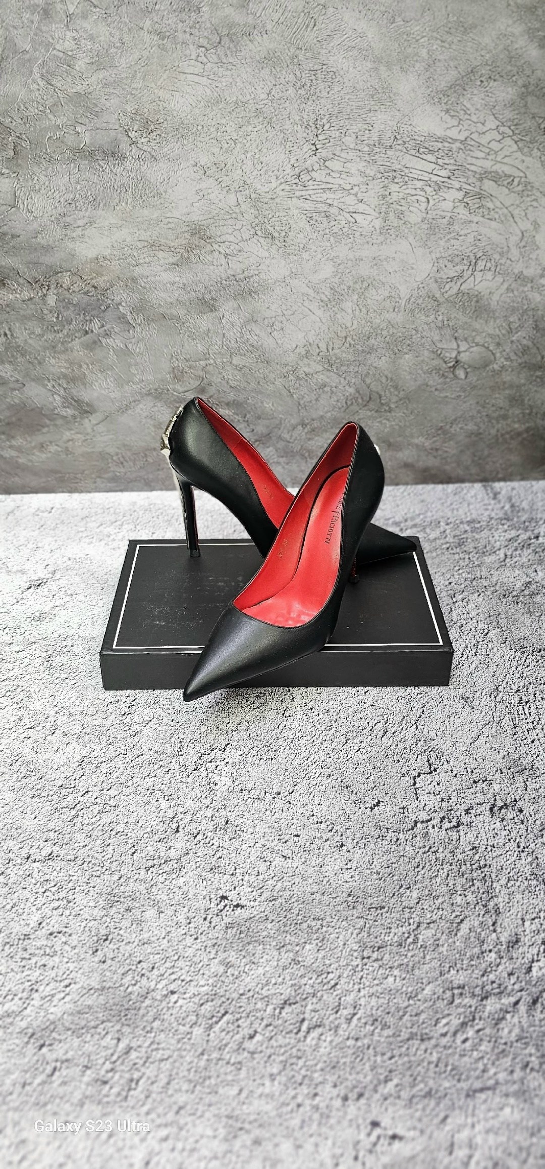 ,туфли лодочка,туфли christian louboutin,женские туфли,женские туфли лодочки