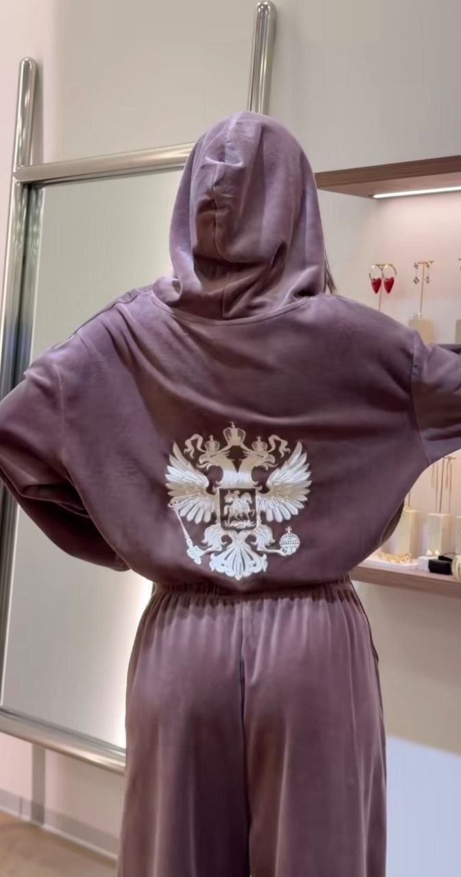 костюм спортивный велюровый,велюровый костюм,бархатный спортивный костюм,спортивный костюм велюр,спортивный костюм