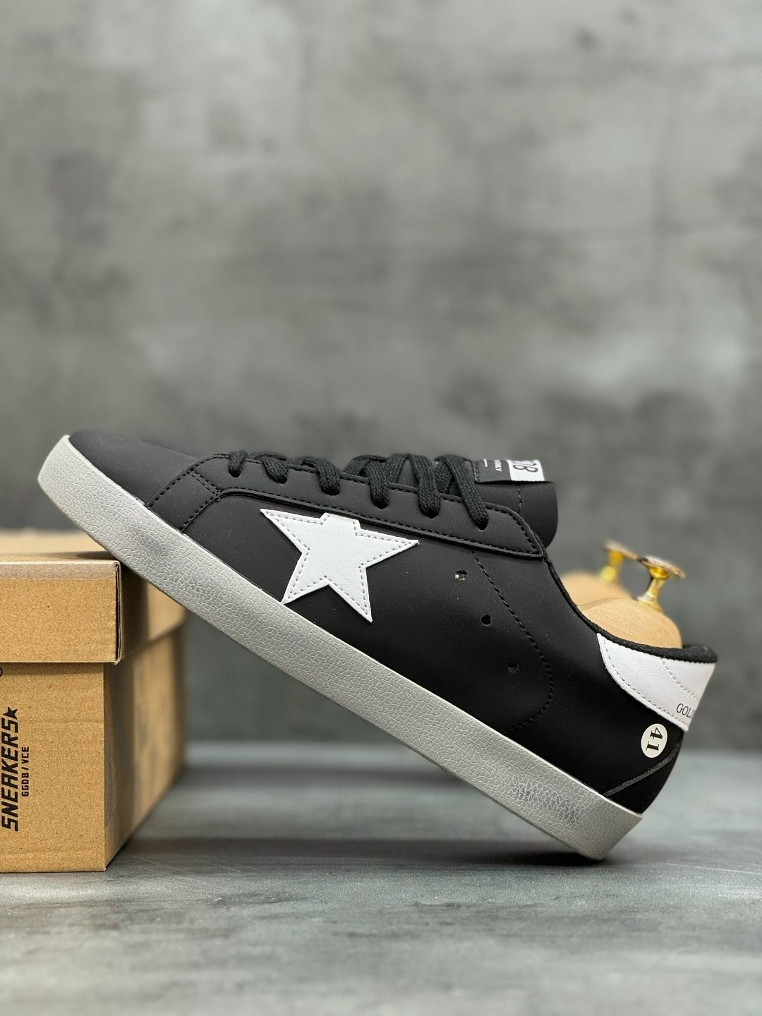 golden goose кеды hi star на платформе черный,golden goose deluxe brand черные кожаные кеды superstar с белой звездой,кеды golden goose,,кроссовки