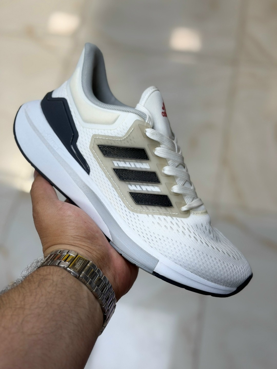 кроссовки adidas,кроссовки мужские adidas,дышащие кроссовки адидас,кроссовки adidas eq 21 run,беговые кроссовки adidas