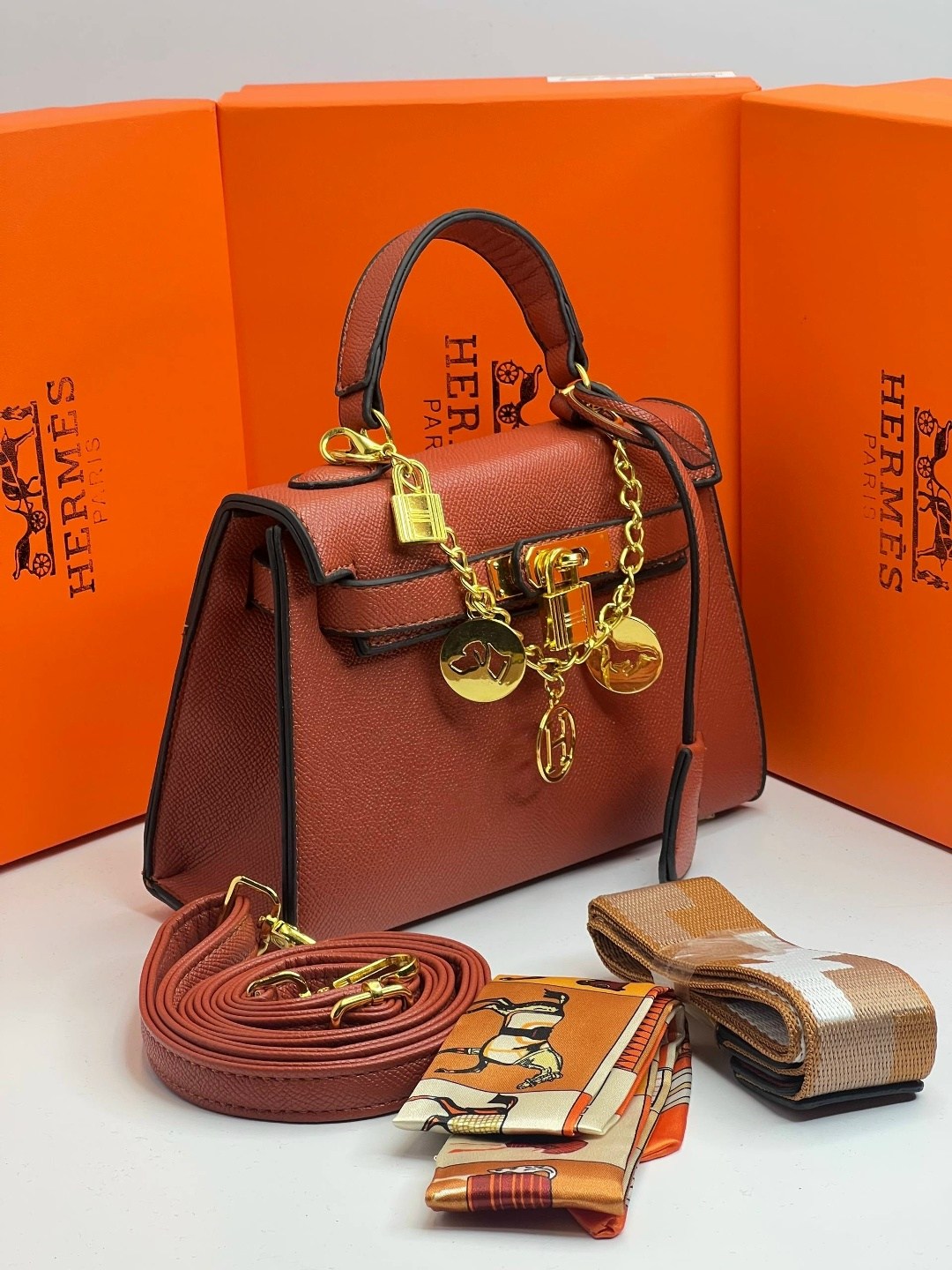 женская сумка hermes,гермес сумка,сумка hermes,hermes сумка на плечо,эрмес сумка