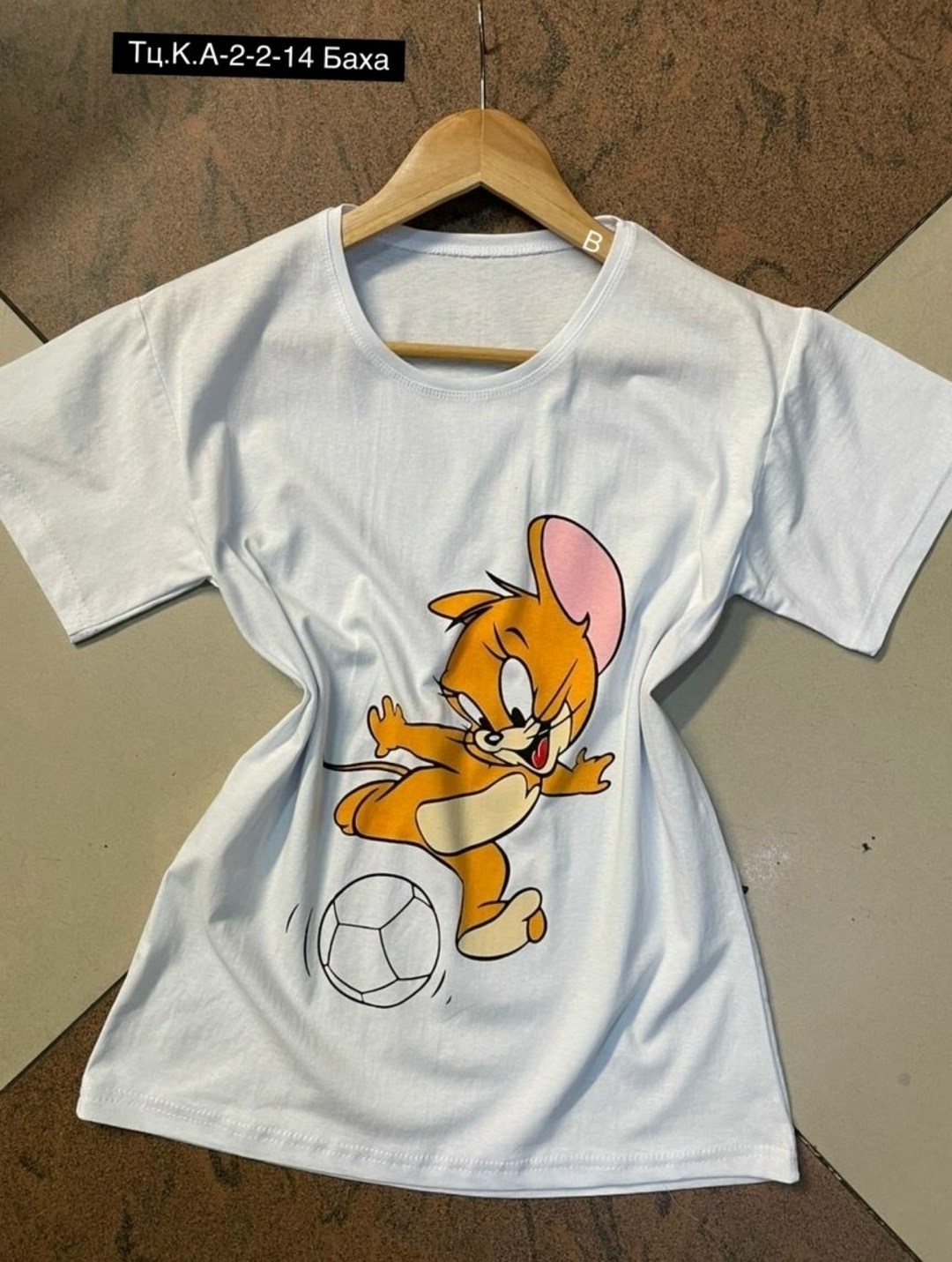 футболка с принтом tom and jerry,футболка с том и джерри,футболка с принтом том и джерри,футболка женская,футболка том и джерри женская