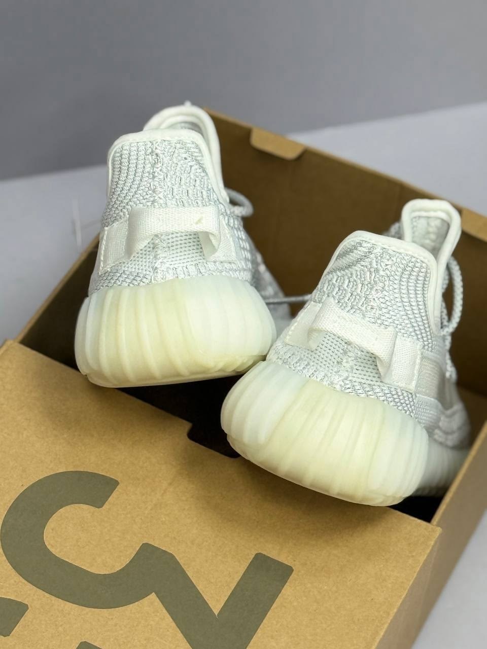 adidas yeezy boost 350 v 2,adidas yeezy boost,adidas yeezy boost 350,adidas yeezy boost 350 v2 static,adidas yeezy 350