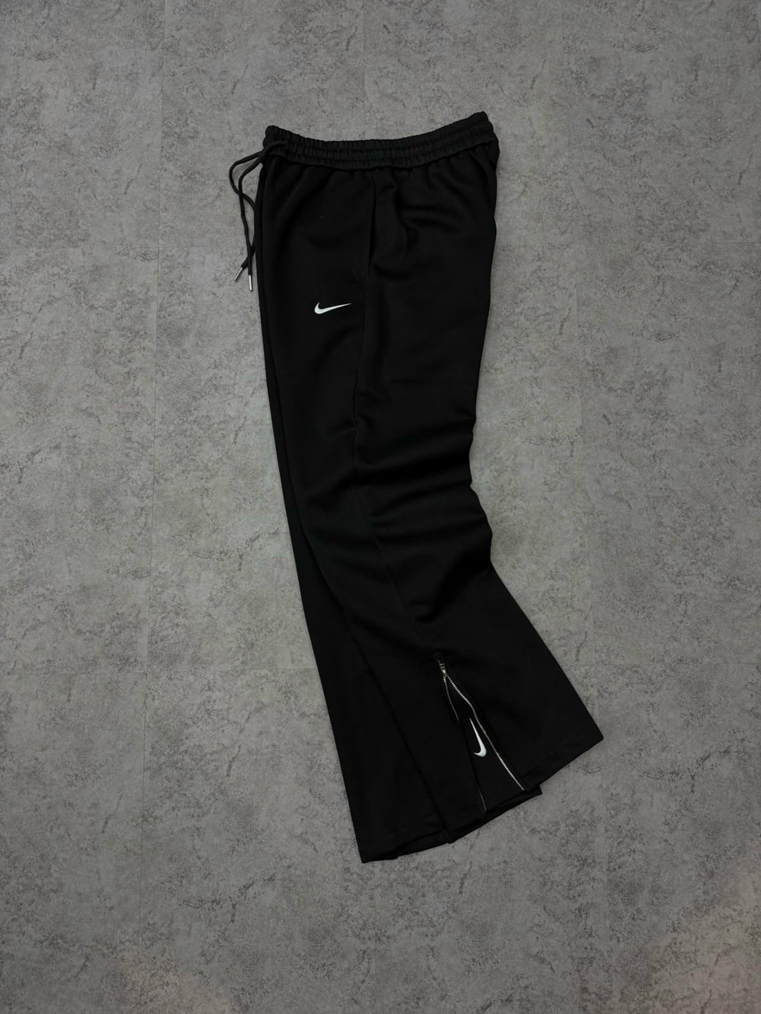 спортивные штаны nike,штаны спортивные мужские nike,брюки спортивные,брюки спортивные nike,спортивные штаны