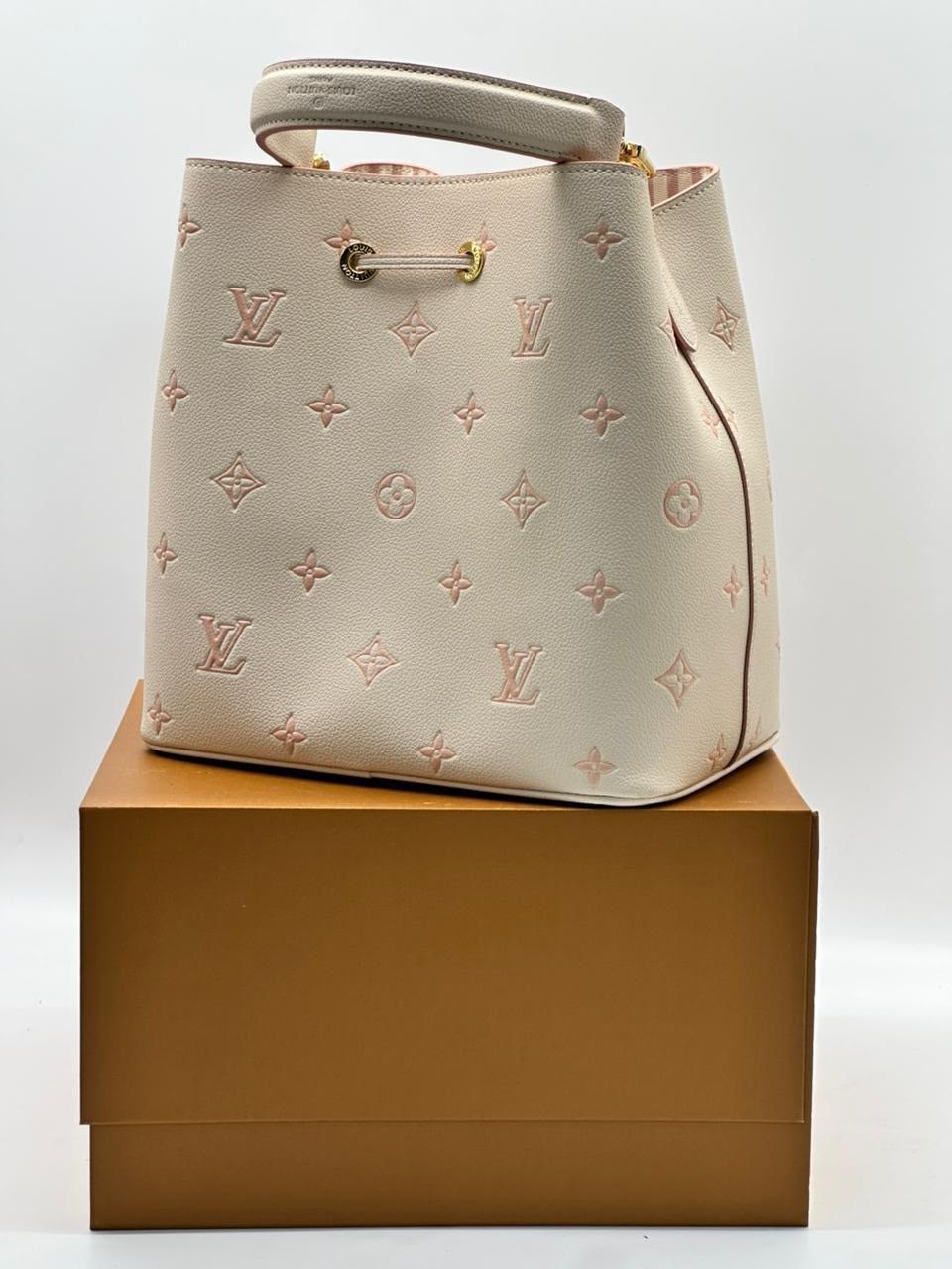 cумка louis vuitton,сумка женская louis vuitton,louis vuitton monogram,louis vuitton bag,louis vuitton сумка на плечо