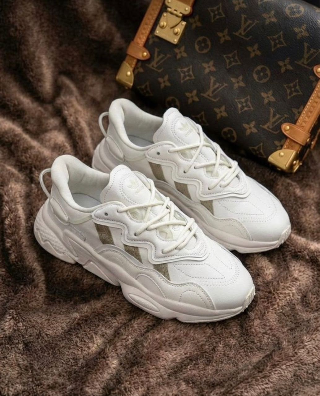 кроссовки adidas ozweego,женские кроссовки adidas ozweego,кроссовки ozweego originals adidas,adidas ozweego женские,кроссовки мужские adidas ozweego