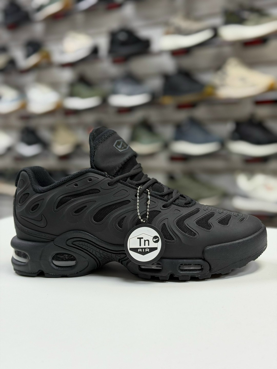 кроссовки nike air max tn plus,кроссовки nike air max plus,nike air max plus tn,мужские кроссовки nike air max tn plus,nike air max plus