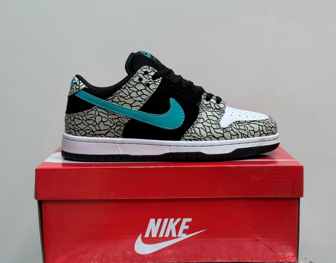 nike sb x supreme dunk low rammellzee,кроссовки nike dunk low sb,dunk low nike,кроссовки,nike sb dunk low