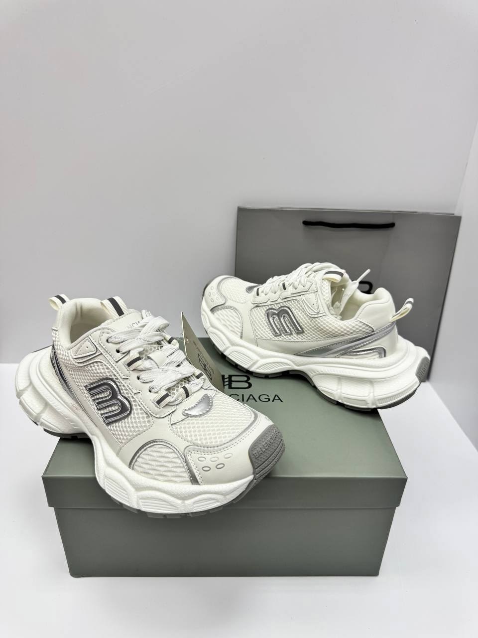 кроссовки женские balenciaga,balenciaga кроссовки,кроссовки женскиe,,баленсиага кроссовки в сетку