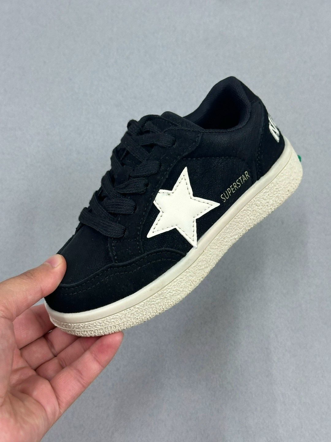 ,кроссовки converse,женские кроссовки,кеды жен,модные кроссовки
