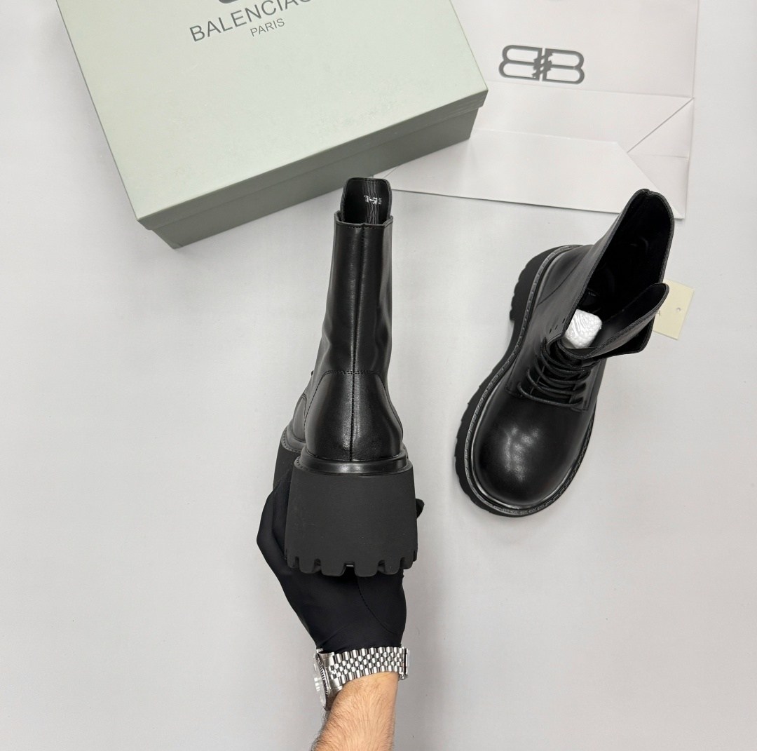 ботинки balenciaga,balenciaga женские кожаные ботинки balenciaga чёрного цвета,,ботинки баленсиага,balenciaga женские кожаные ботинки чёрного цвета