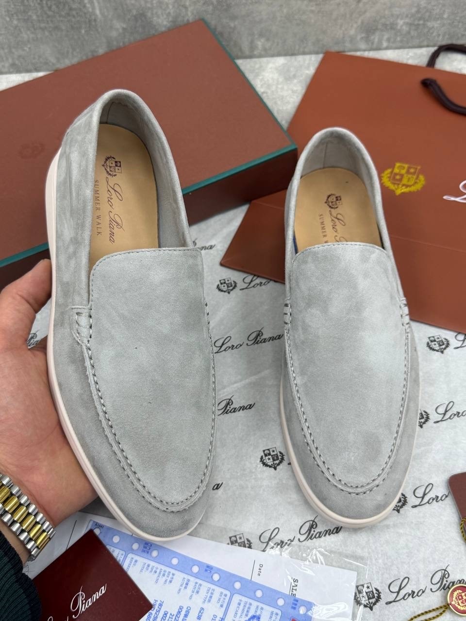 лоферы из натуральной замши loro piana,лоферы loro piana мужские,лоферы из натуральной замши,лоферы loro piana,замшевые лоферы loro piana
