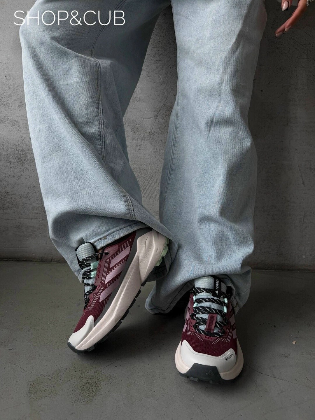 кроссовки,кроссовки женскиe,женские кроссовки adidas ozweego,удобные кроссовки,кроссовки тренд