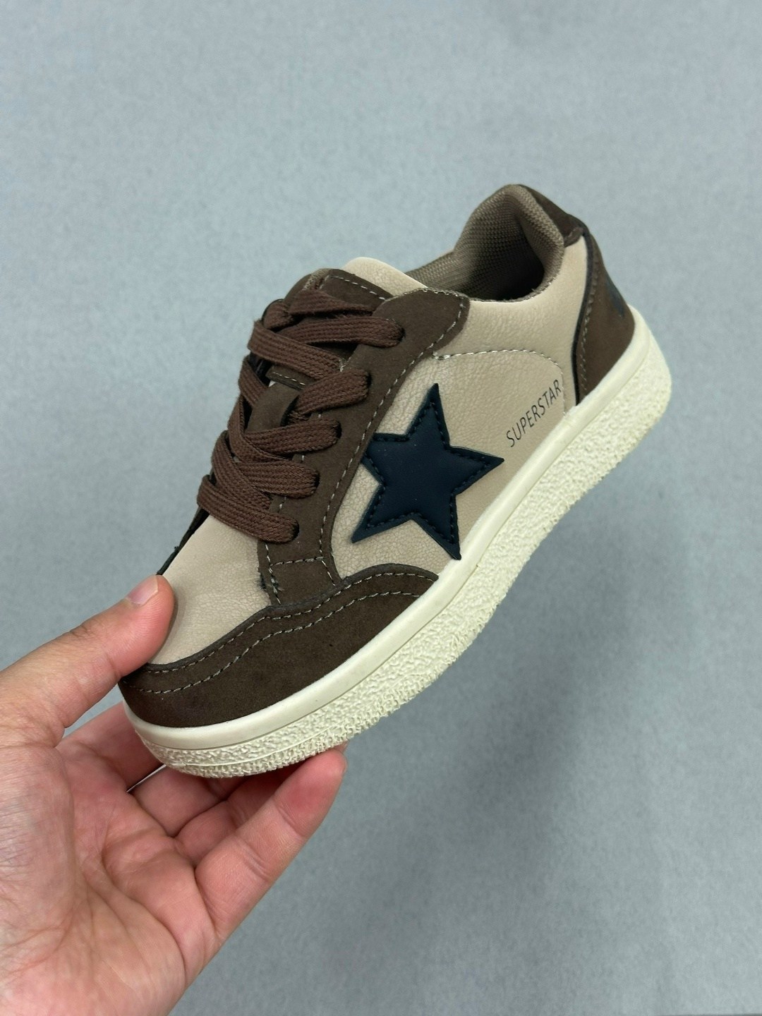 ,кроссовки converse,женские кроссовки,кеды жен,модные кроссовки