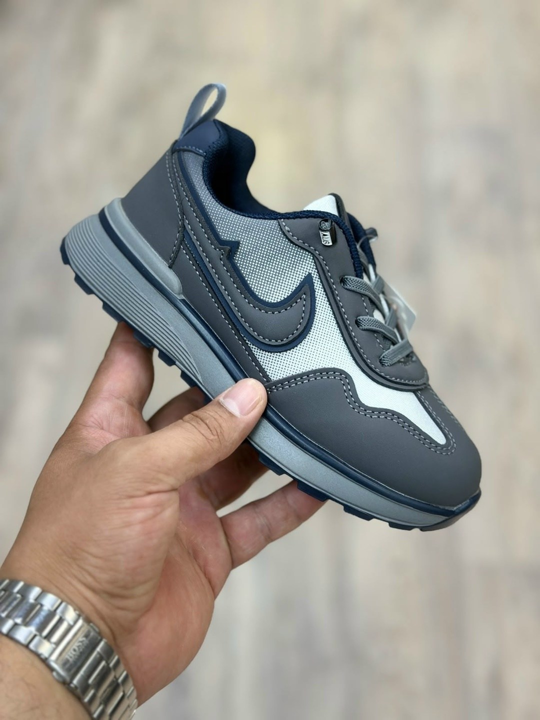кроссовки,кроссовки nike,женские кроссовки,спортивная ,кроссовка
