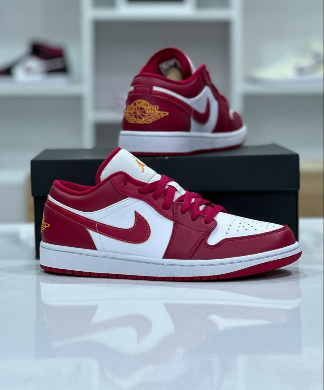 кроссовки кожа, женская,jordan 1 low cardinal red, кроссовки,nike air jordan 1 low