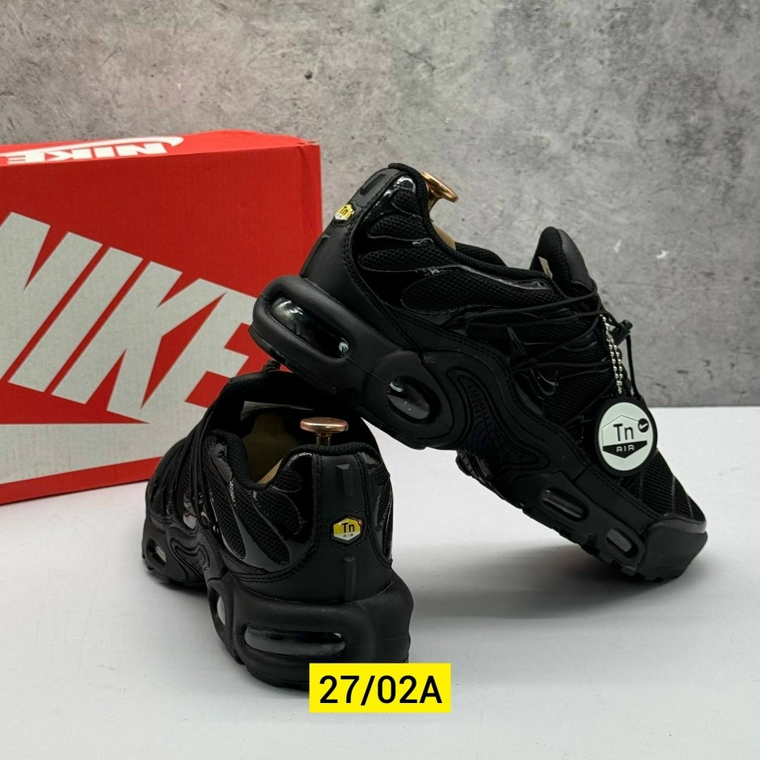 кроссовки nike air max plus tn,спортивные кроссовки унисекс nike air max plus tn черные,мужские кроссовки nike air max tn plus,кроссовки nike air max tn plus terrascape,кроссовки мужские nike air max