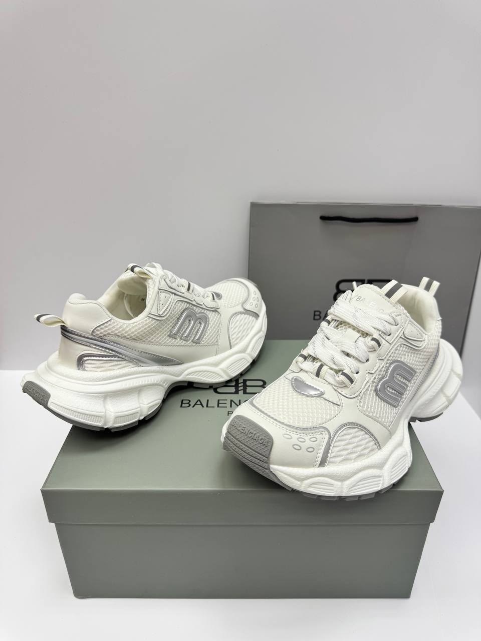 кроссовки женские balenciaga,balenciaga кроссовки,кроссовки женскиe,,баленсиага кроссовки в сетку