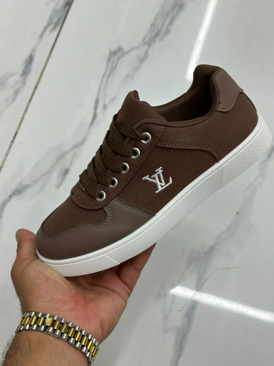 ,кроссовки louis vuitton,луи виттон кеды женские,кроссовки мужские женские,кроссовка мужской