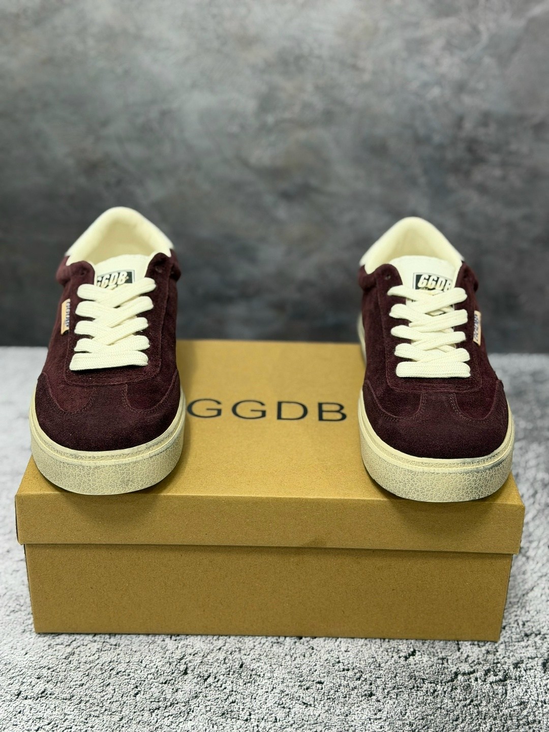 ,замшевые кроссовки,обуви,adidas originals continental 80,бордовые кеды