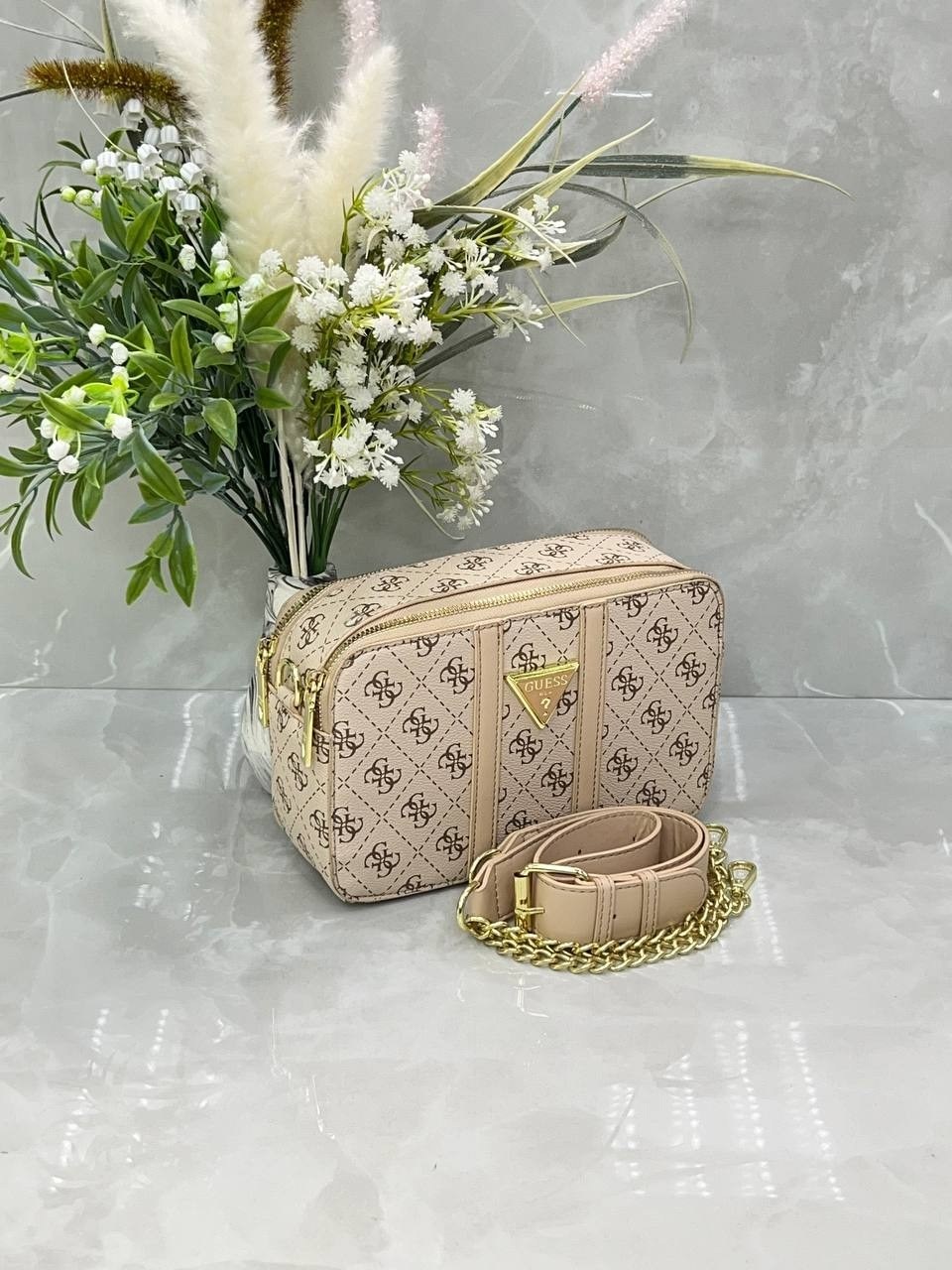 женская сумка guess,сумка guess,guess сумка кросс-боди,женская сумка через плечо guess,сумка на плечо кросс-боди guess
