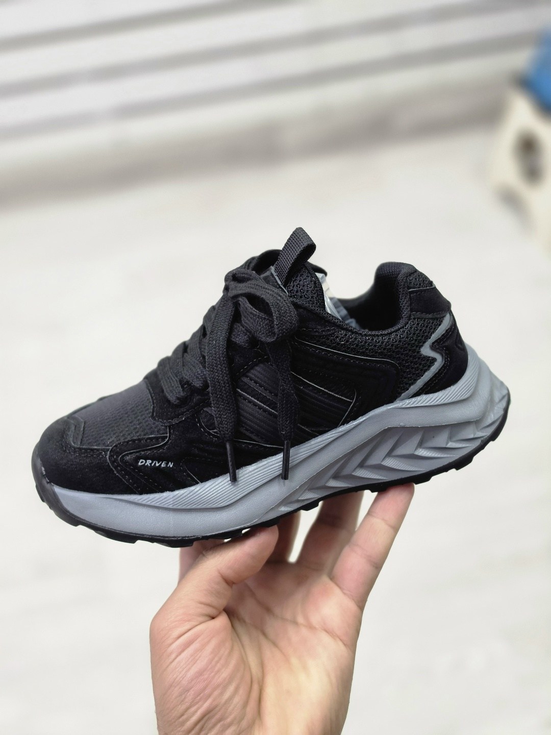 кроссовки,кроссовки adidas yeezy boost 700,adidas yeezy boost 700,повседневные кроссовки,adidas yeezy boost 700 v 2
