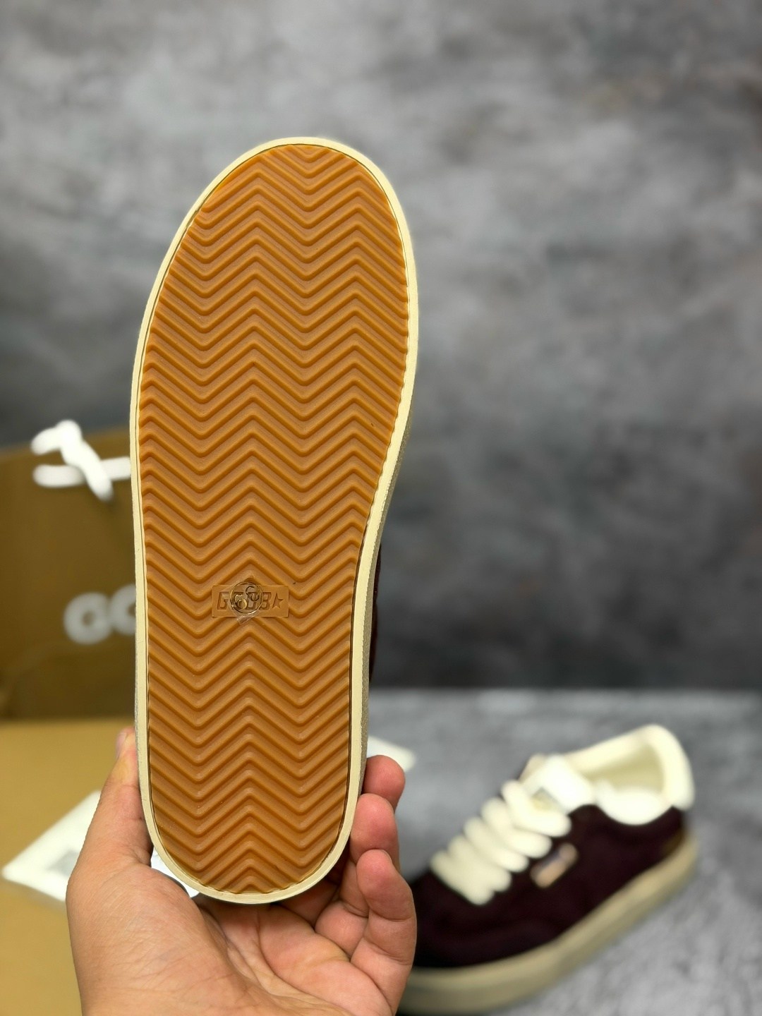 ,замшевые кроссовки,обуви,adidas originals continental 80,бордовые кеды