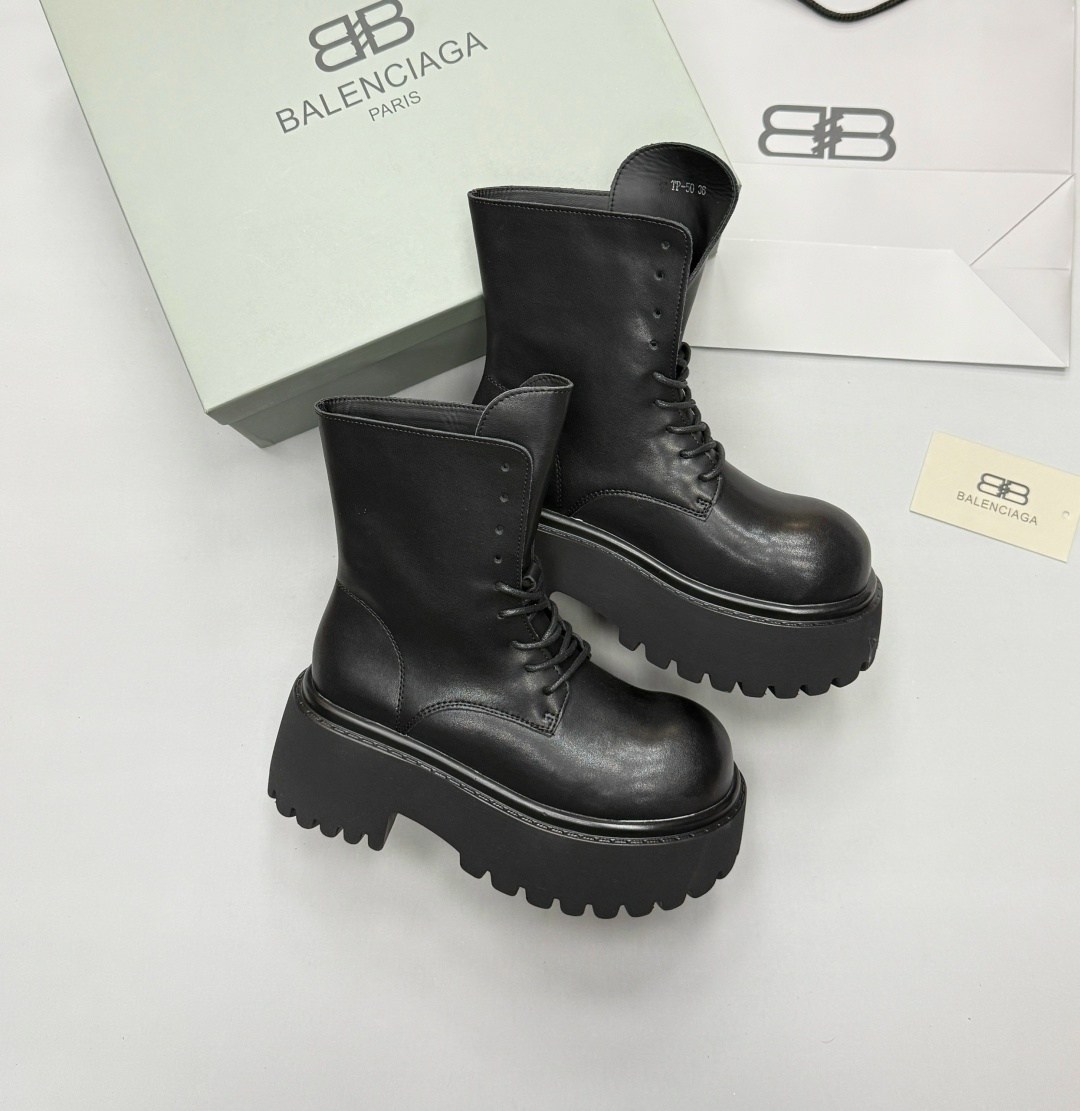 ботинки balenciaga,balenciaga женские кожаные ботинки balenciaga чёрного цвета,,ботинки баленсиага,balenciaga женские кожаные ботинки чёрного цвета