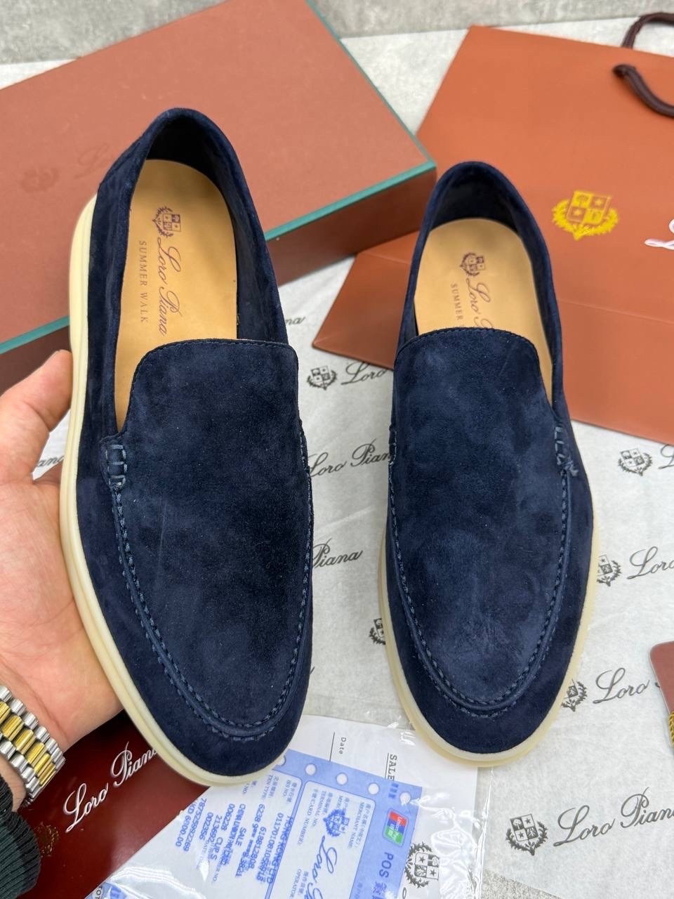 лоферы из натуральной замши loro piana,лоферы loro piana мужские,лоферы из натуральной замши,лоферы loro piana,замшевые лоферы loro piana