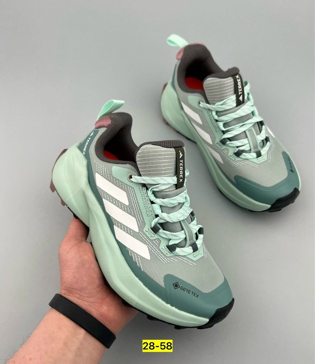 кроссовки женские adidas,кроссовки,кроссовки adidas,кроссовки женскиe,кроссовки треккинговые