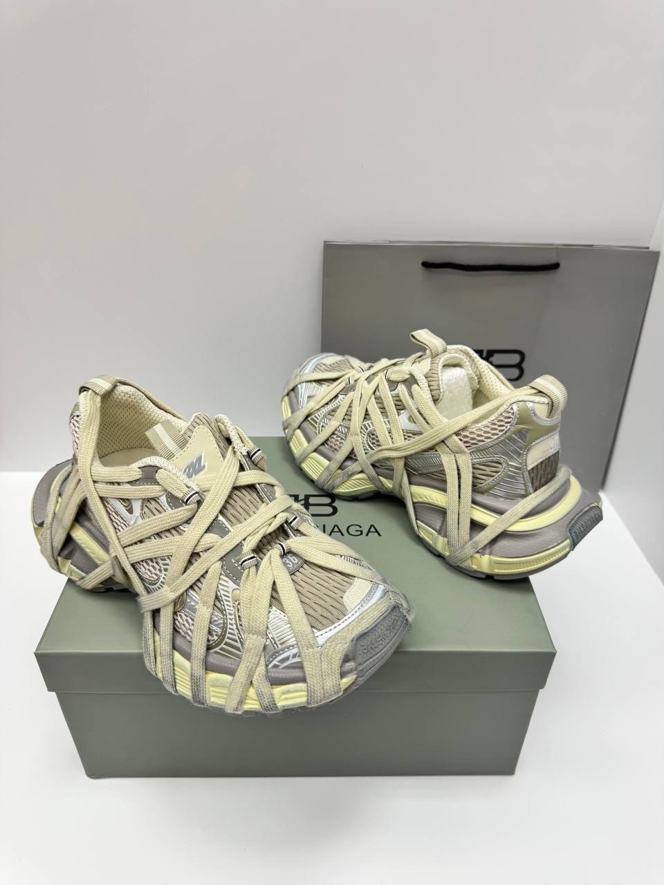 кроссовки женские balenciaga,,кроссовки balenciaga 3xl extreme lace массивные на шнуровке,женские кроссовки,кроссовки balenciaga